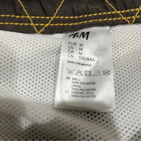 H&m Men’s Shorts Lined Plaid Cargo Shorts, Also Use As Swim Trunks, Size Medium - Picture 3 of 4